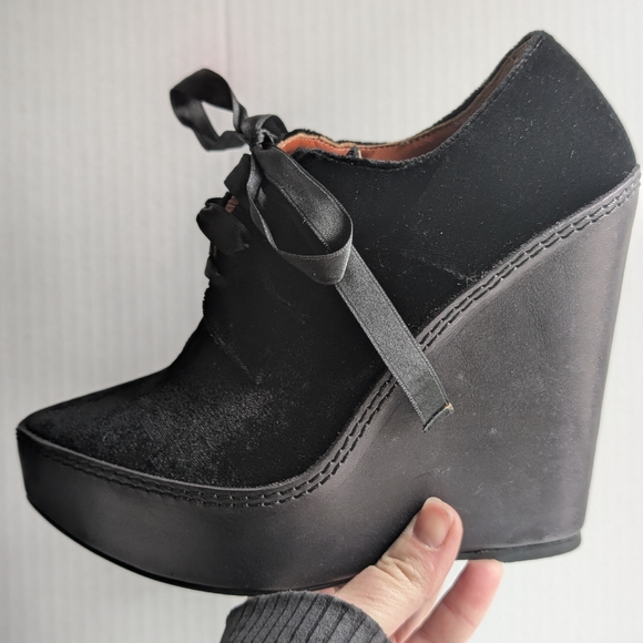 Paloma Barcelo Black Wedge Shoes - Picture 8 of 10